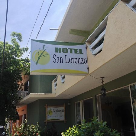 Hotel San Lorenzo Барра-де-Навидад Экстерьер фото